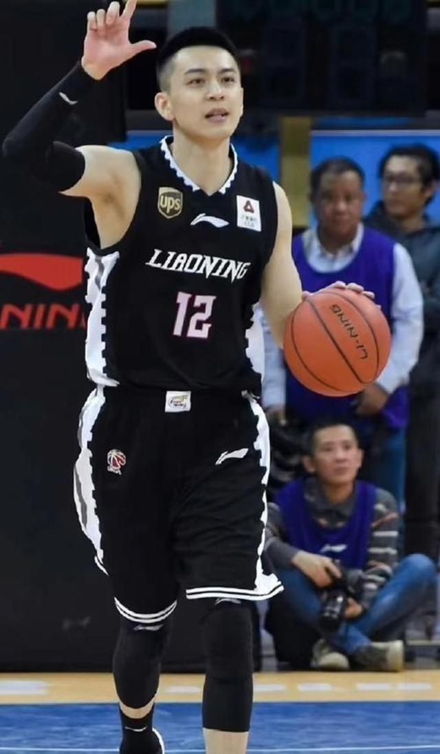 辽宁队以强大实力赢得比赛