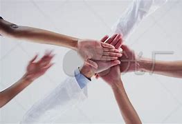 全队齐心协力，为夺取胜利全力以赴