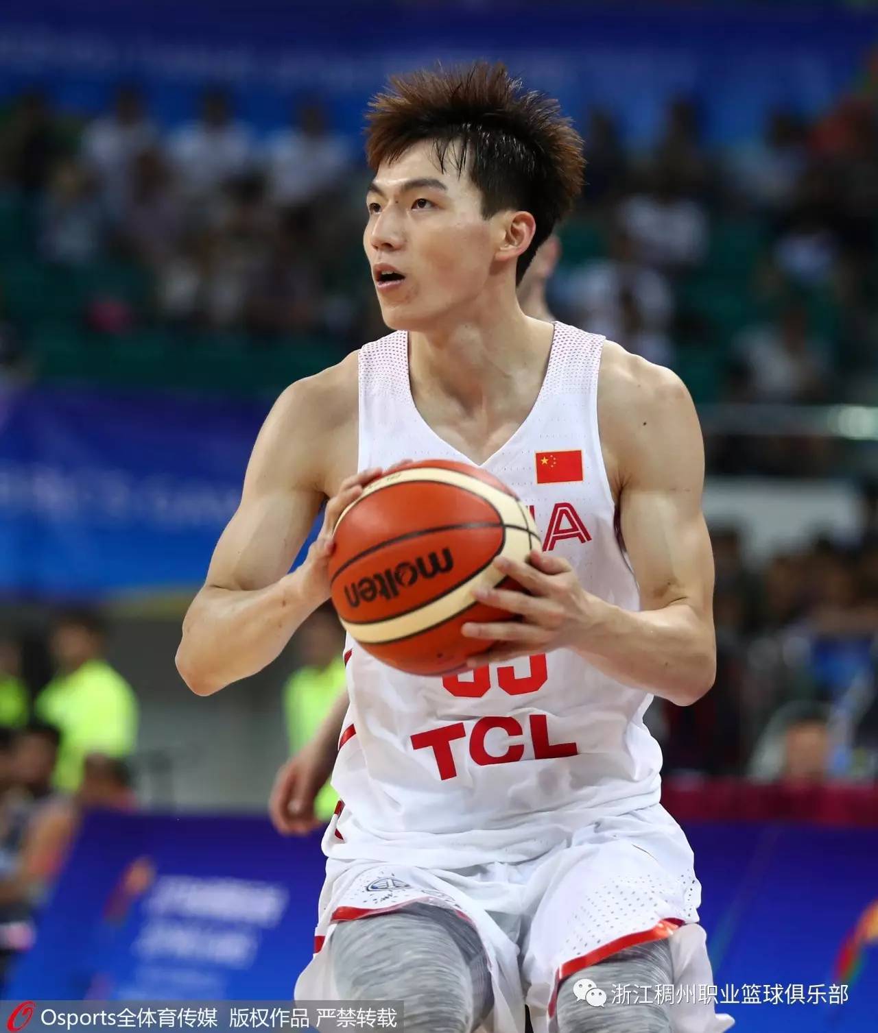 洛阳男篮胜出，个人能力表态出色