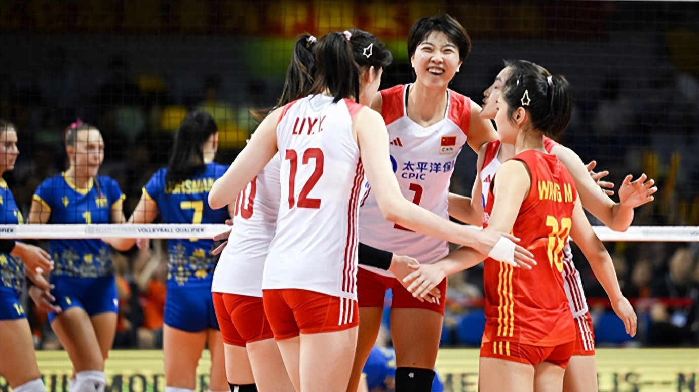 印度女排奋勇争取胜利，闪耀赛场