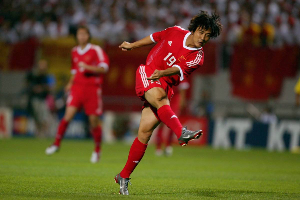 世界女子足球巅峰对决,中国队力争绝对优势 世界女子足球巅峰对决,中国队力争绝对优势