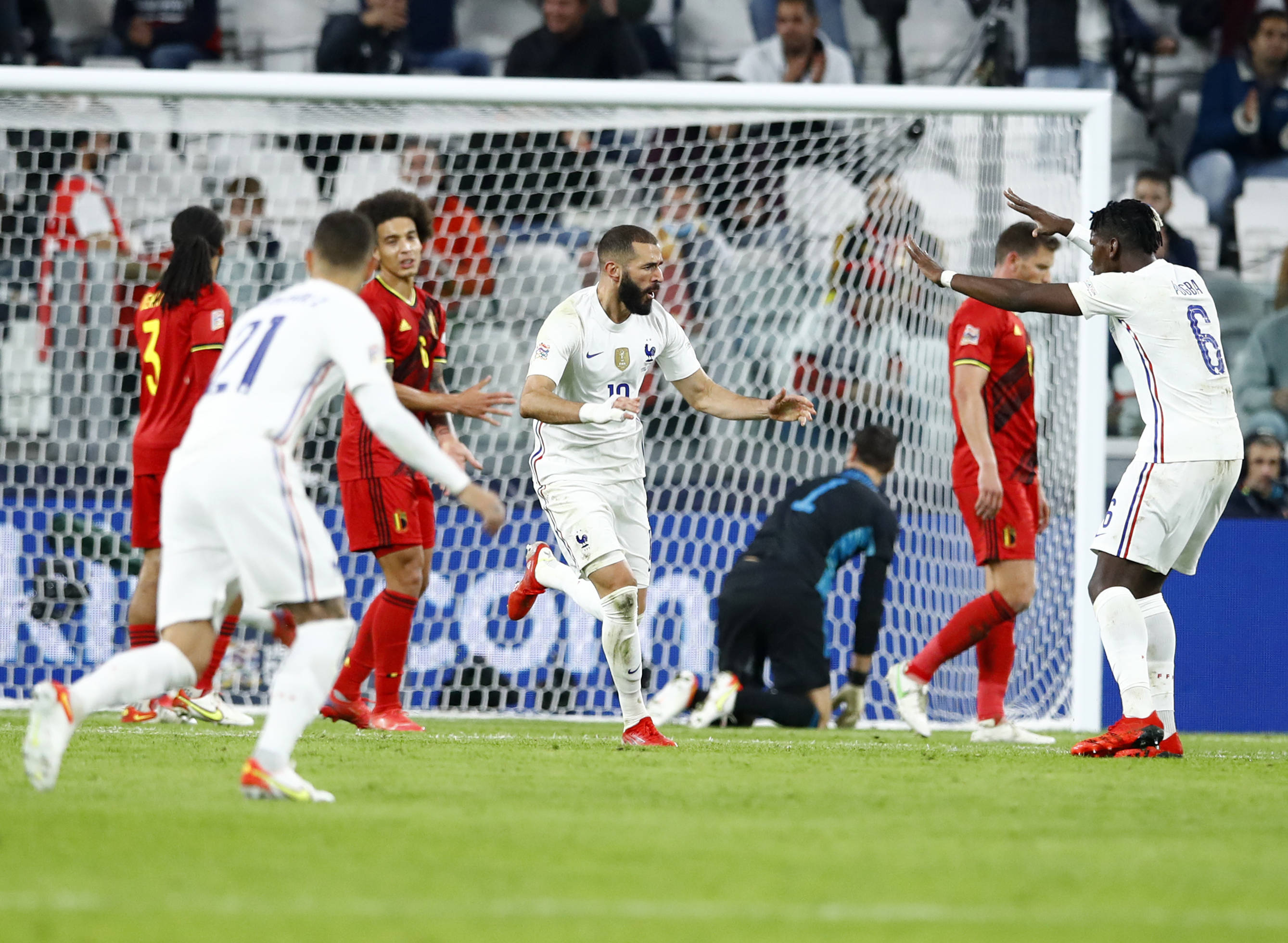 欧国联比赛半决赛次回合即将开启,悬念再度升温 欧国联比赛半决赛次回合即将开启,悬念再度升温